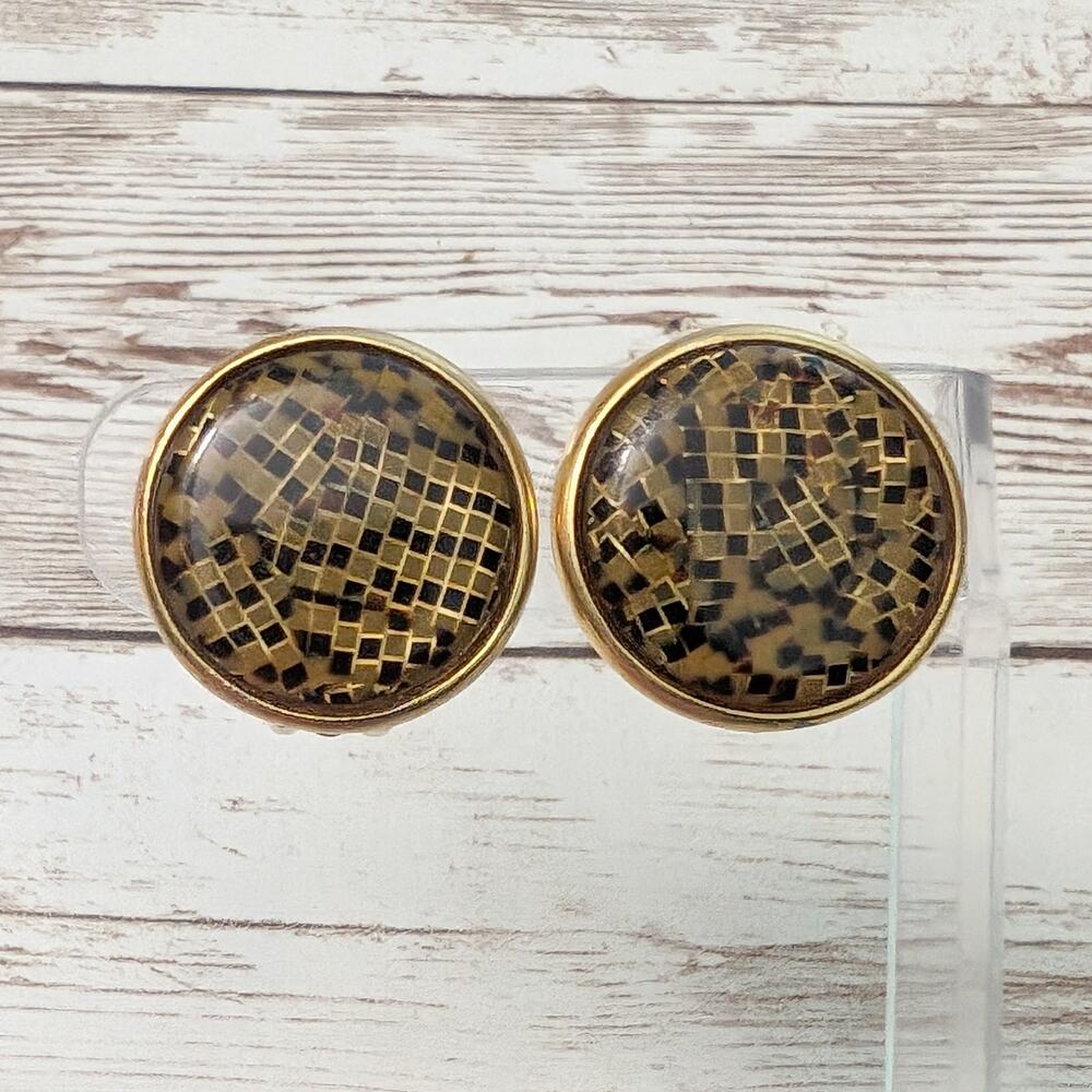 Vintage Clip On Earrings Very Unusual Just Over 7/8"